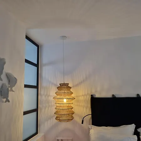 Oikies Apartment Naousa (Paros)