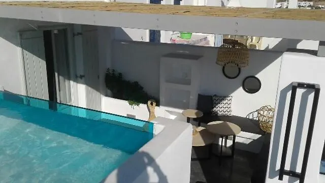 Oikies Apartment Naousa (Paros)